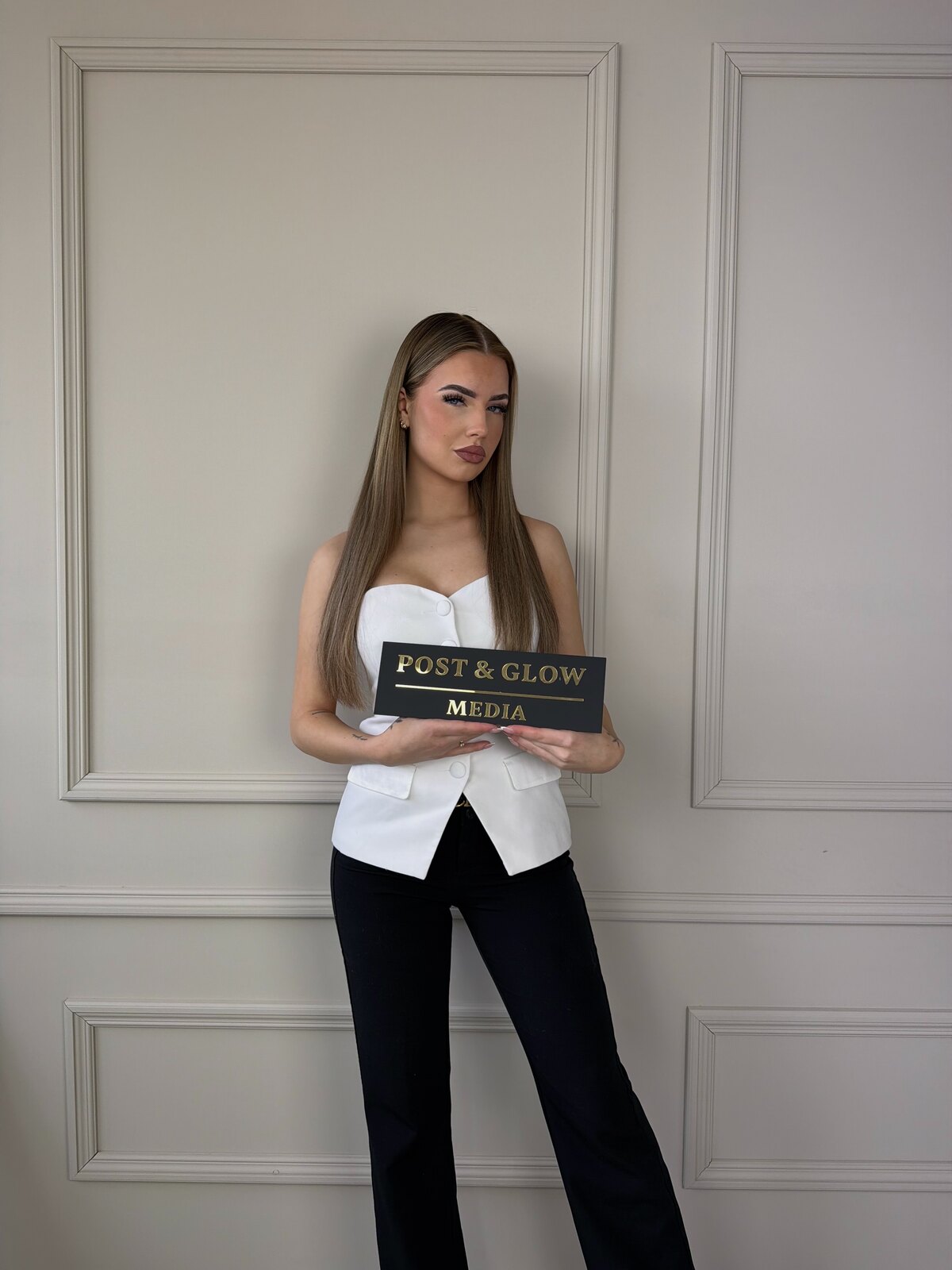 Roselynn Brouwer, Post & Glow Media